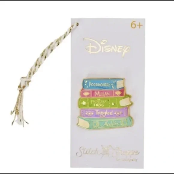 Holiday SALE 🎁⬇️ SHIPS TODAY❗️Princess Books Flap Wallet Loungefly stitch shoppe - Picture 5 of 5